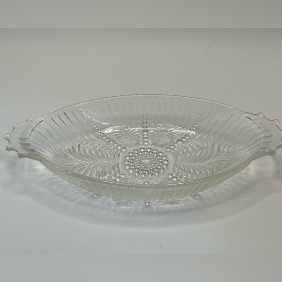 Vintage Anchor Hocking Feather and Pearl Oval Relish Dish - Picture 2 of 5
